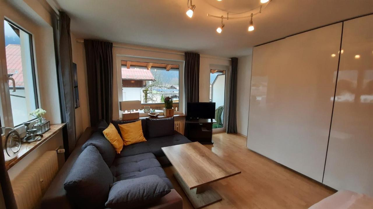 Appartamento Isartaler Hoamat Haus Mittenwald Esterno foto