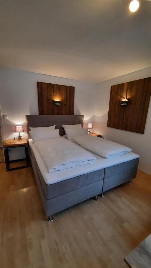 Appartamento Isartaler Hoamat Haus Mittenwald Esterno foto